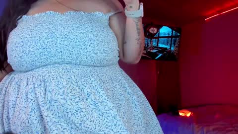 Snapshot of coraline_latin chatting on 12/12/24, 01:32 Coraline online show from 12/12/24, 01:32