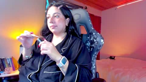 Snapshot of coraline_latin chatting on 12/24/24, 09:33 Coraline online show from 12/24/24, 09:33