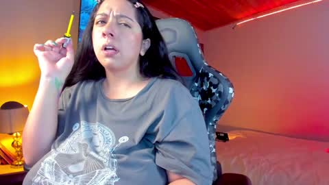 Snapshot of coraline_latin chatting on 01/13/25, 12:30 Coraline online show from 01/13/25, 12:30