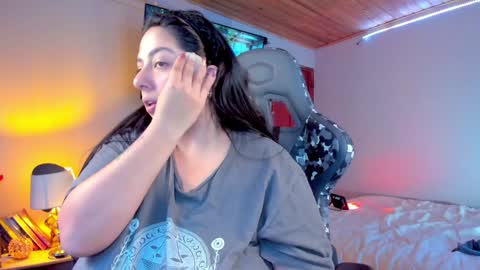 Snapshot of coraline_latin chatting on 01/27/25, 10:38 Coraline online show from 01/27/25, 10:38