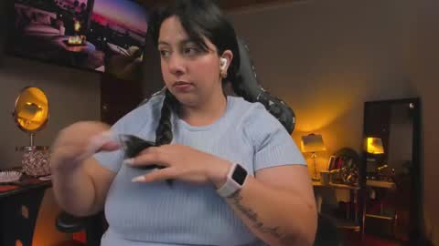 Snapshot of coraline_latin chatting on 02/12/25, 12:05 Coraline online show from 02/12/25, 12:05