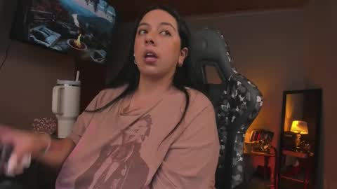 Snapshot of coraline_latin chatting on 02/20/25, 10:04 Coraline online show from 02/20/25, 10:04