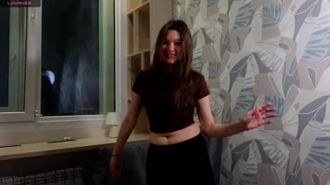 Leya online show from 10/17/25, 03:47