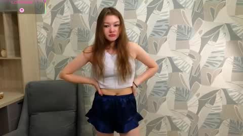 Leya online show from 10/19/25, 03:12