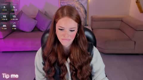 Corinne Russo online show from 09/19/25, 04:58