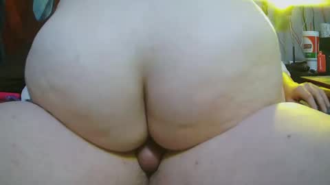 corynkayla23 online show from 10/31/25, 06:47