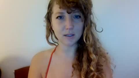 Snapshot of cosmiccoquette chatting on 09/23/25, 03:15 mamimaritza online show from 09/23/25, 03:15