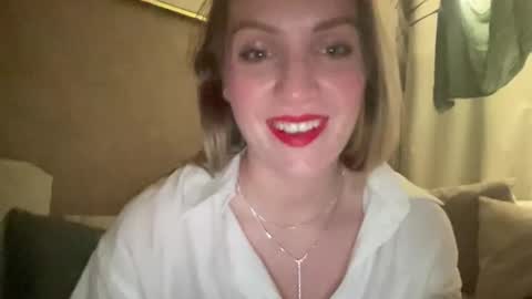 cosmo_blondiee online show from 09/21/25, 07:59