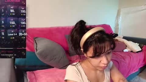Lina online show from 09/26/25, 12:09