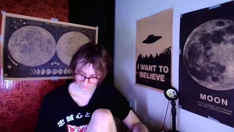 Snapshot of cosmonudes chatting on 12/16/24, 01:42 Barry online show from 12/16/24, 01:42