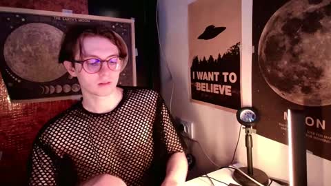 Snapshot of cosmonudes chatting on 01/13/25, 05:33 Barry online show from 01/13/25, 05:33