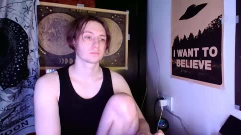 Snapshot of cosmonudes chatting on 02/25/25, 03:09 Barry online show from 02/25/25, 03:09
