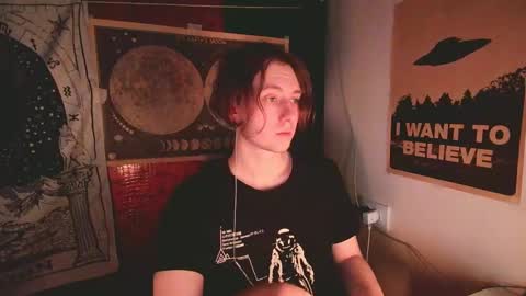 Snapshot of cosmonudes chatting on 03/08/25, 03:24 Barry online show from 03/08/25, 03:24