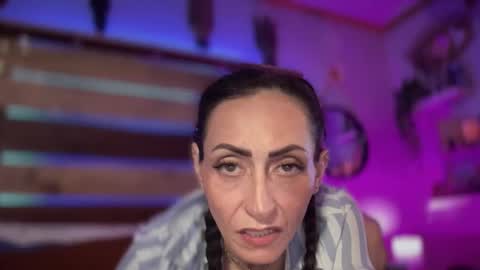 Bald  Beautiful online show from 11/17/25, 02:01