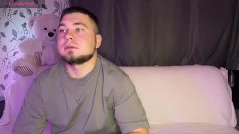 Emily  Ryan online show from 10/20/25, 08:42