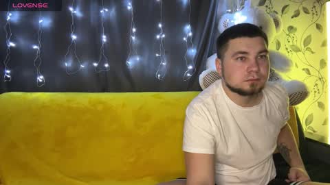 Emily  Ryan online show from 11/20/25, 09:14