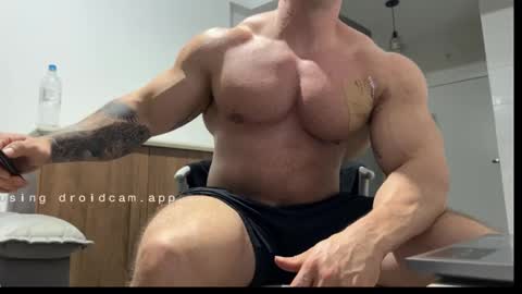 couplemuscle40 online show from 10/24/25, 12:30