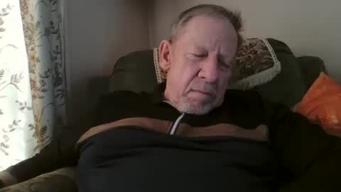 courieral1 online show from 09/30/25, 01:49