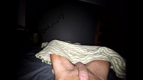 Snapshot of couriosman chatting on 12/23/24, 05:28 couriosman online show from 12/23/24, 05:28