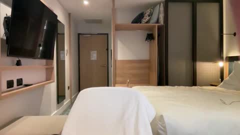 Snapshot of courtney981 chatting on 10/03/25, 11:57 Courtney online show from 10/03/25, 11:57