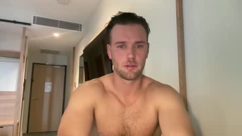 Snapshot of courtney981 chatting on 10/25/25, 02:30 Courtney online show from 10/25/25, 02:30