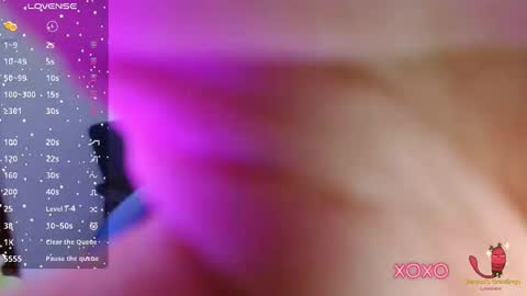 Snapshot of courtney_ss chatting on 10/24/25, 10:06 Courtney online show from 10/24/25, 10:06