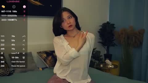 Snapshot of coventinaashfield chatting on 02/25/25, 10:37 Yui online show from 02/25/25, 10:37