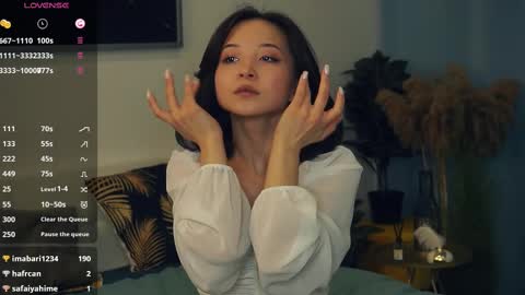 Snapshot of coventinaashfield chatting on 03/01/25, 10:45 Yui online show from 03/01/25, 10:45