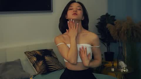 Snapshot of coventinaashfield chatting on 03/02/25, 12:32 Yui online show from 03/02/25, 12:32