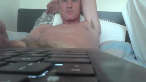 Snapshot of cptduckpants chatting on 12/22/24, 05:45 cptduckpants online show from 12/22/24, 05:45