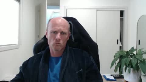 Snapshot of cptduckpants chatting on 11/24/25, 02:33 cptduckpants online show from 11/24/25, 02:33