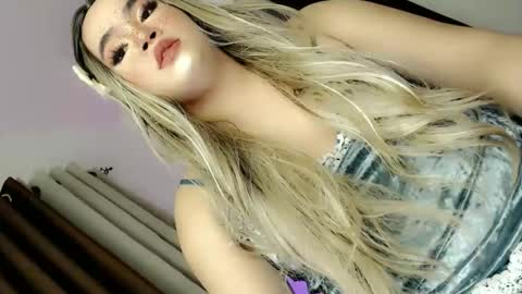 Hot Ayisha online show from 10/11/25, 05:55