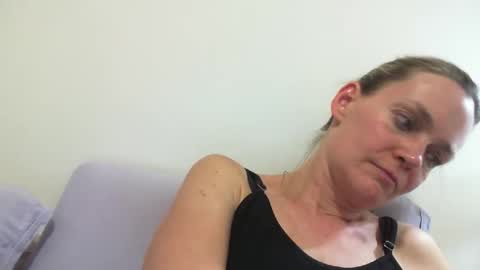 Anny online show from 01/26/25, 01:09