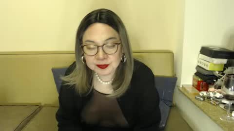 Snapshot of crazychika chatting on 12/03/24, 05:45 Kelly online show from 12/03/24, 05:45