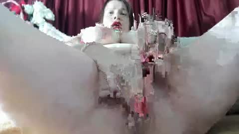 Snapshot of crazygirlsweet chatting on 01/18/25, 11:44 LAURA online show from 01/18/25, 11:44