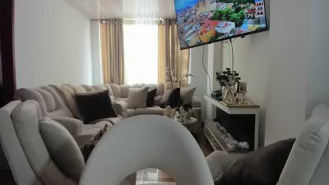 LAURA online show from 11/13/25, 05:34