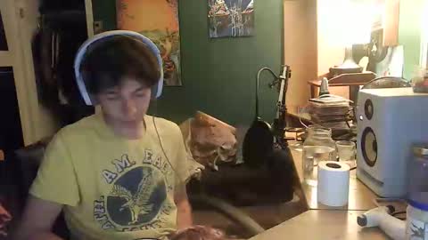 creamfilling1 online show from 11/26/25, 12:55