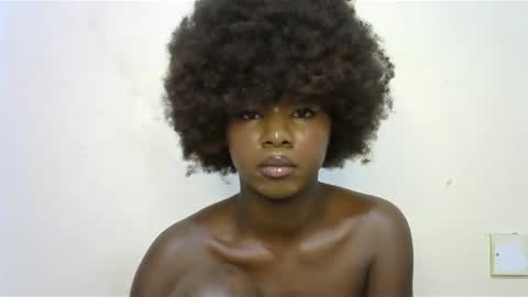 queen online show from 01/19/25, 12:17