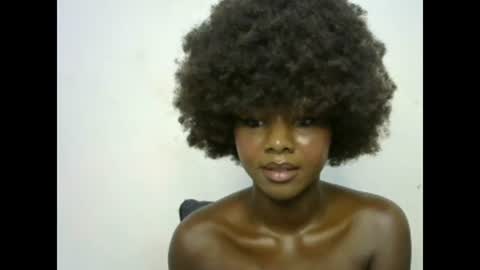 queen online show from 01/27/25, 02:02