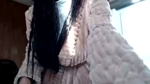 Snapshot of creamyexotica chatting on 01/06/25, 02:47 CreamyExotica online show from 01/06/25, 02:47