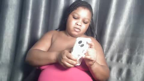 creamyposh1 online show from 11/26/25, 04:13