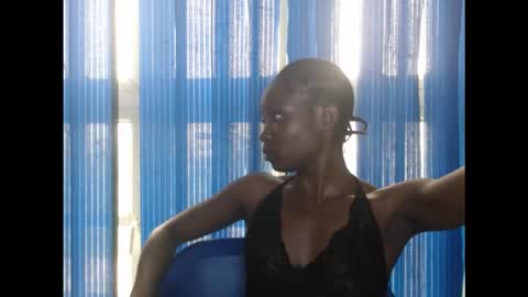 Snapshot of creamyxsugar chatting on 09/19/25, 11:11 creamyxsugar online show from 09/19/25, 11:11
