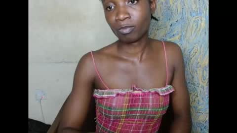Snapshot of creamyxsugar chatting on 09/20/25, 06:31 creamyxsugar online show from 09/20/25, 06:31