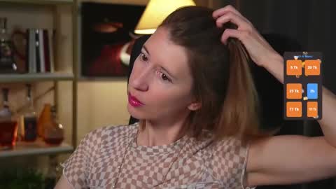 Quinn de la Creme online show from 10/21/25, 05:57