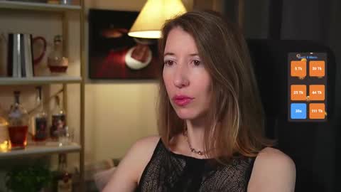 Quinn de la Creme online show from 11/11/25, 06:41