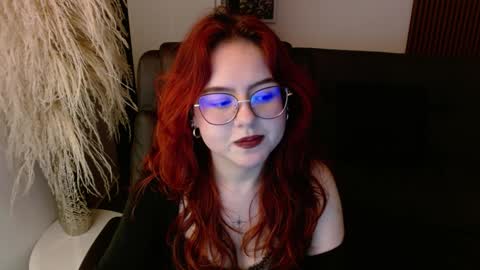 Snapshot of crimson_tati chatting on 12/14/24, 08:56 Tatiana online show from 12/14/24, 08:56