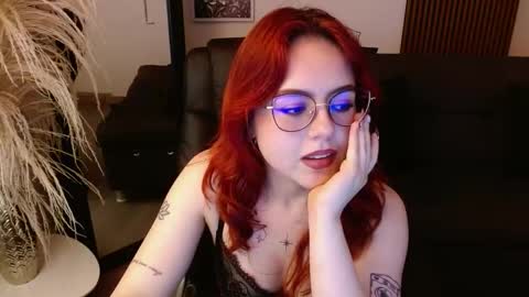 Snapshot of crimson_tati chatting on 02/05/25, 06:13 Tatiana online show from 02/05/25, 06:13