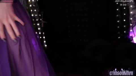 Crimson Kitten online show from 10/14/25, 04:35