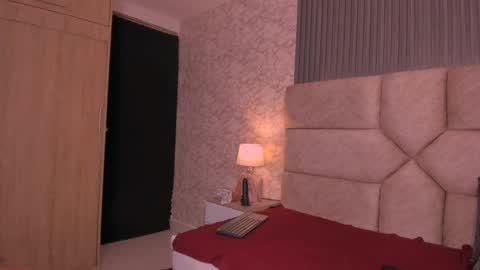 Snapshot of cris__sweetxx chatting on 03/12/25, 12:26 Cristina Sweet online show from 03/12/25, 12:26