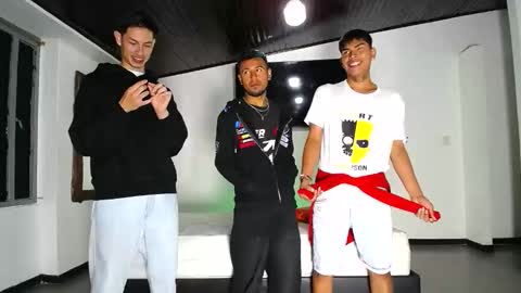 crismens online show from 10/09/25, 11:41